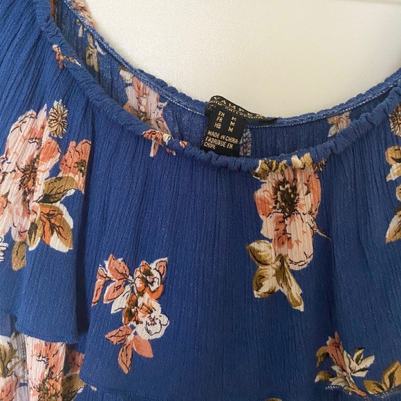 Revamped Off The Shoulder Floral Top - Picture 2 of 3